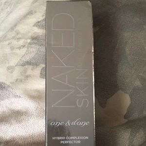 Urban Decay Naked Skin One&Done “deep”